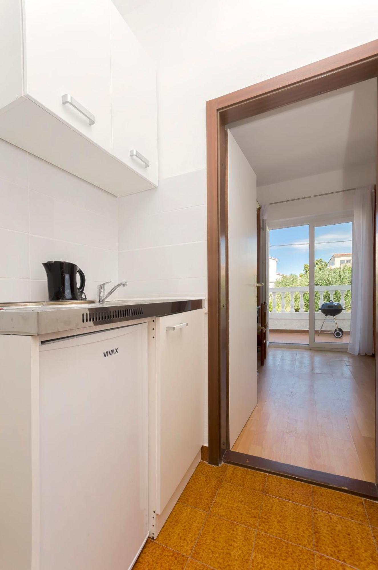 Apartment And Rooms Artina Водице Екстер'єр фото