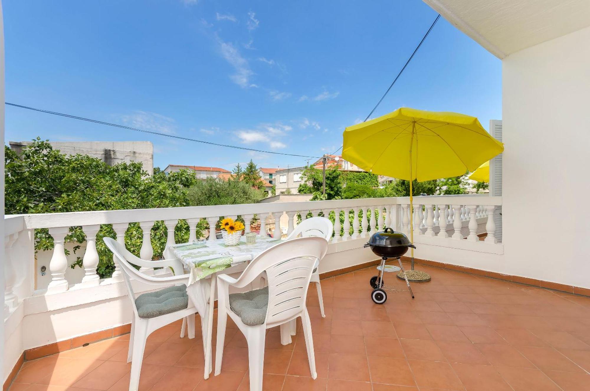 Apartment And Rooms Artina Водице Екстер'єр фото