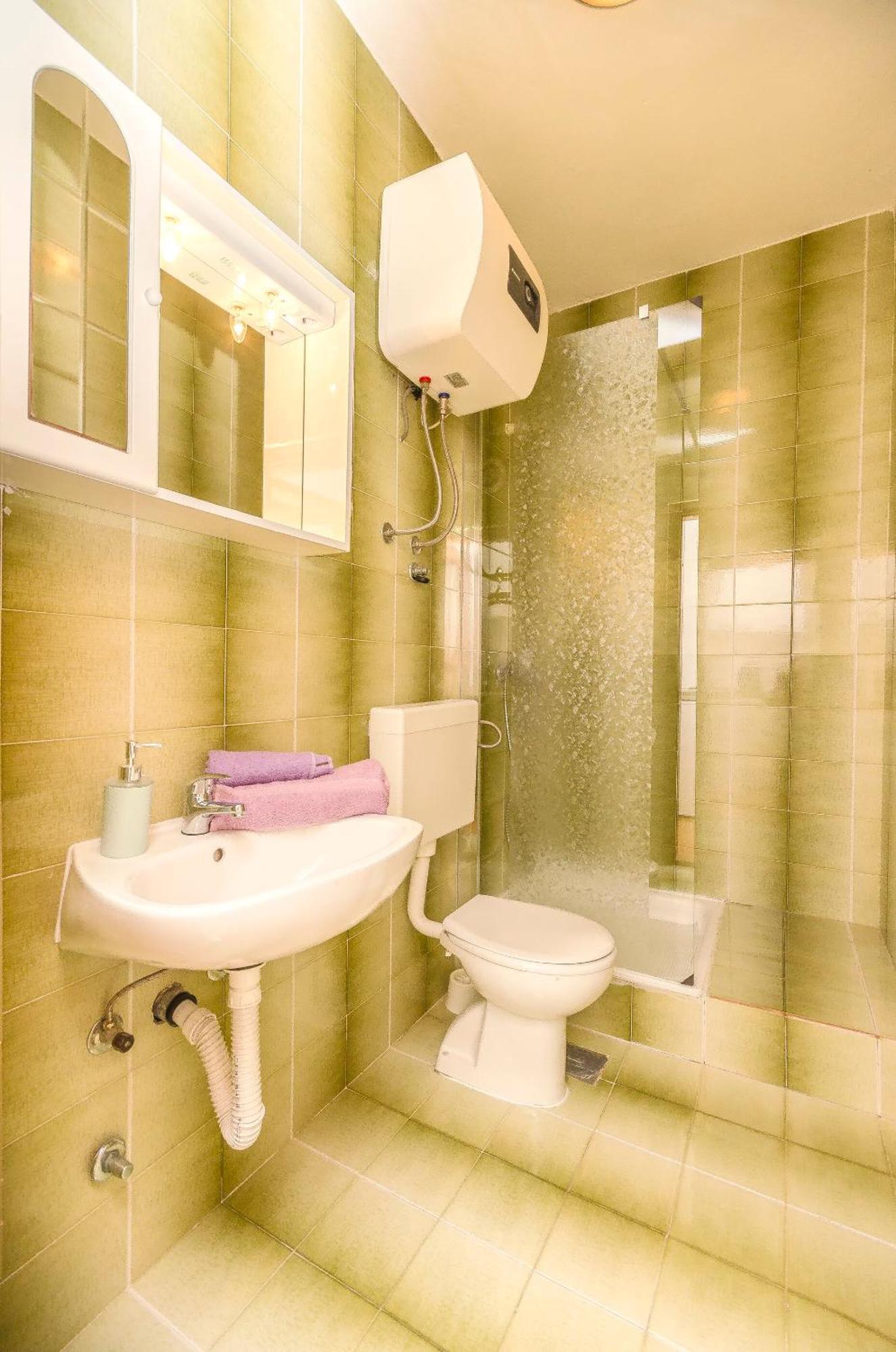 Apartment And Rooms Artina Водице Екстер'єр фото