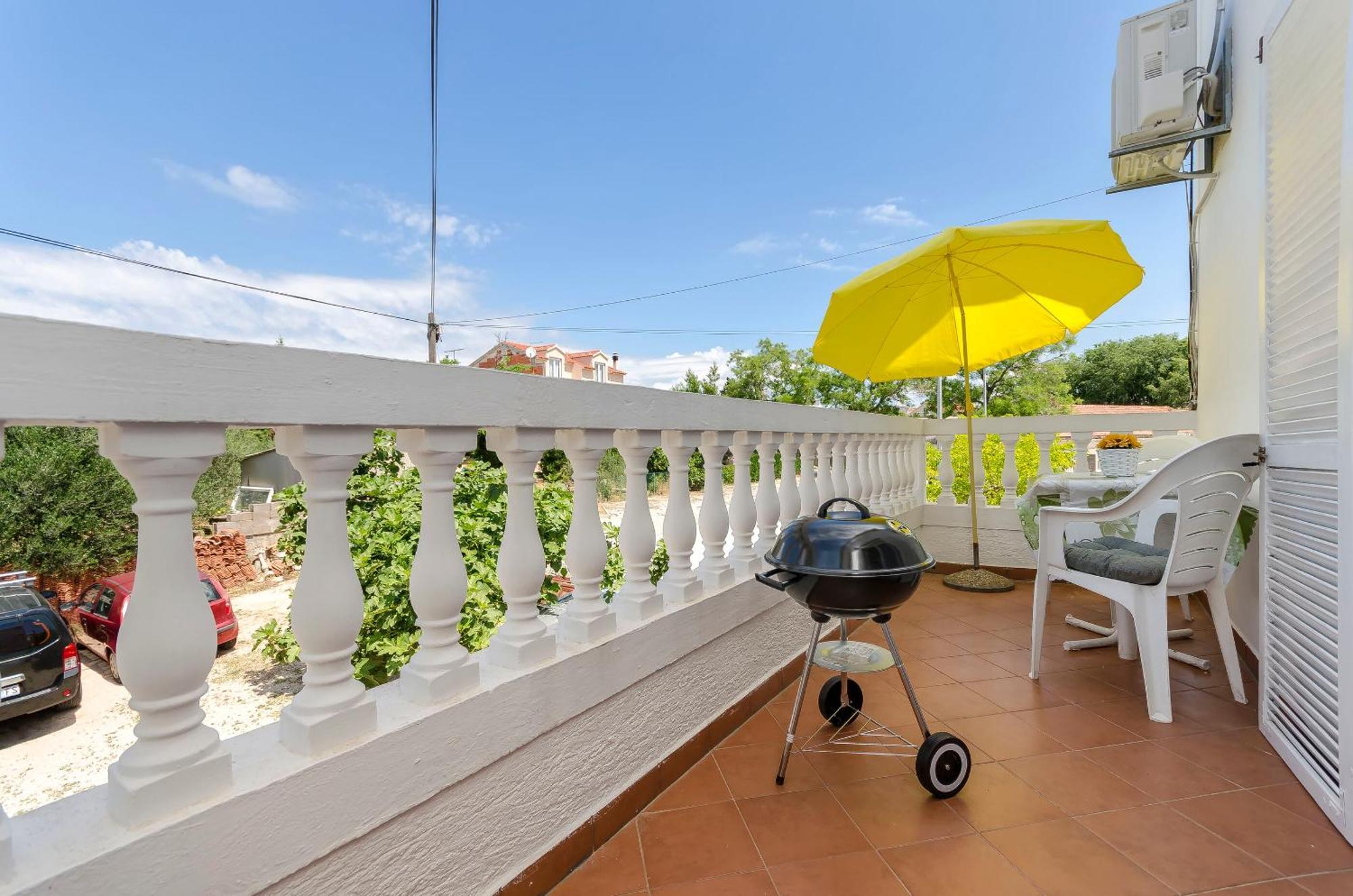 Apartment And Rooms Artina Водице Екстер'єр фото