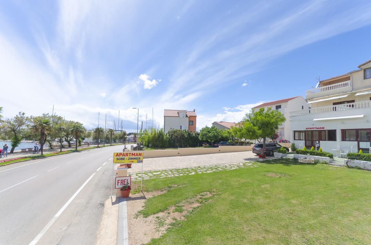 Apartment And Rooms Artina Водице Екстер'єр фото